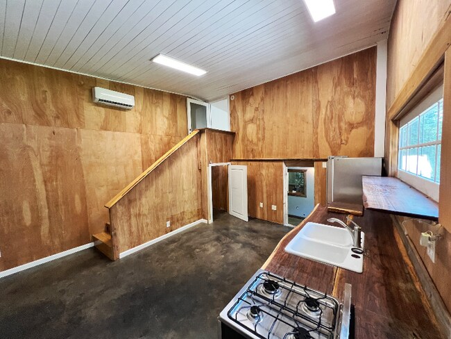 Foto del edificio - 1279 Kenmore Pl