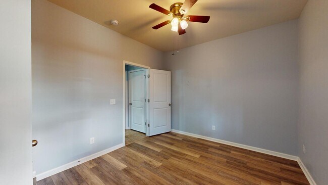 Building Photo - Available now in Tidewater Creek!