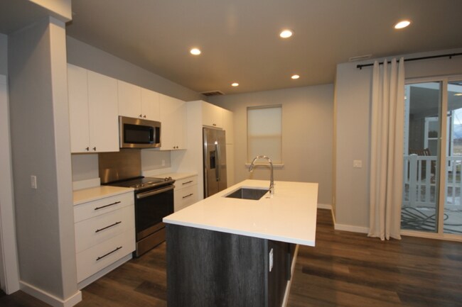 Foto del edificio - 817 Trailview Way