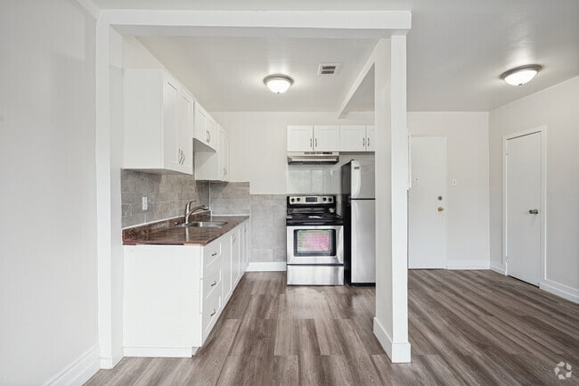 Interior Photo - Hamilton Manor Apartments