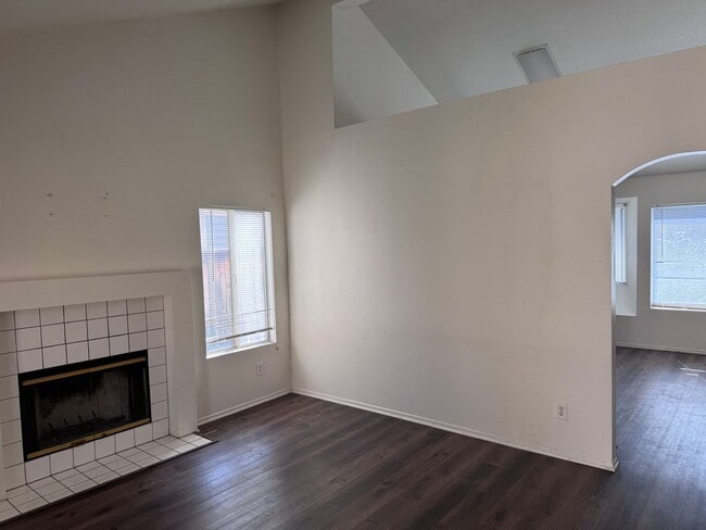 Photo - Upgraded 3 bedroom home!