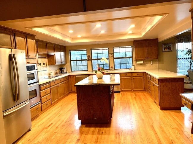 Building Photo - 7183 Brooktree Ct