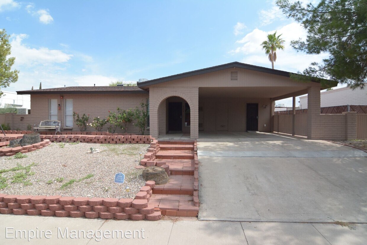 4 br, 2 bath House - 9674 E. 3rd St. - 4 br, 2 bath House - 9674 E.  3rd St.