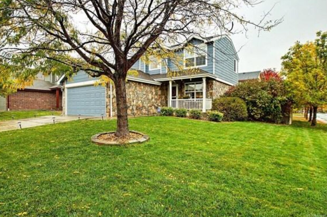 Primary Photo - 3-Bedroom, 2.5-Bathroom Home in Cherry Cre...