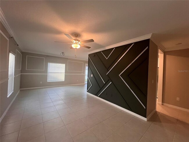 Building Photo - 6780 Back Forty Lp