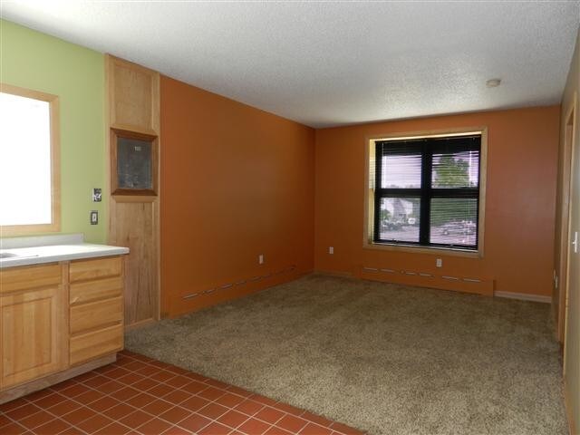 Building Photo - 904 Belknap St