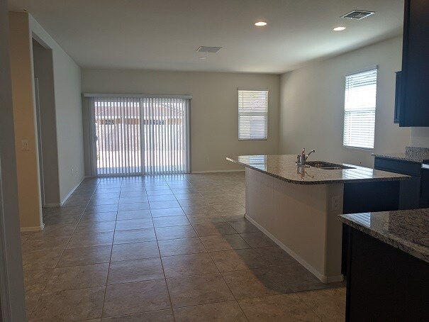 Building Photo - 44124 W Palo Cedro Rd