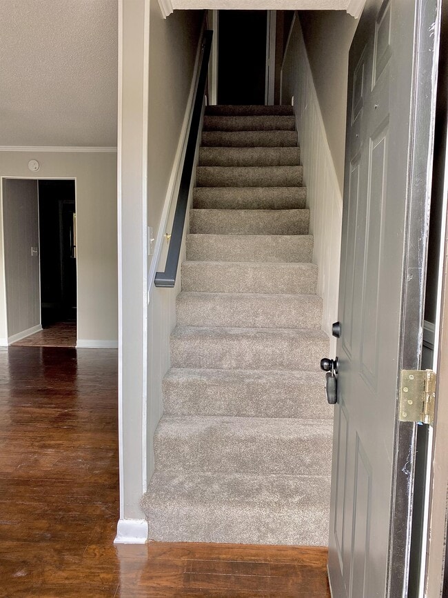 Photo - 5003 Edwards Rd Townhome