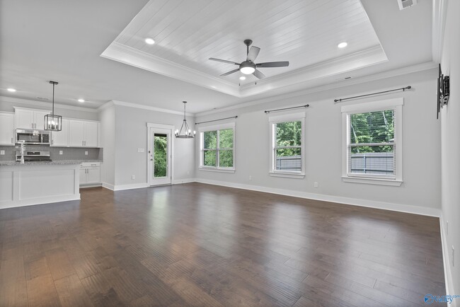 Foto del edificio - 15354 Ironcrest Drive NW