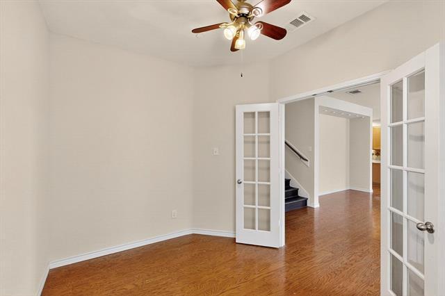 Foto del edificio - 6325 Cedar Falls Dr