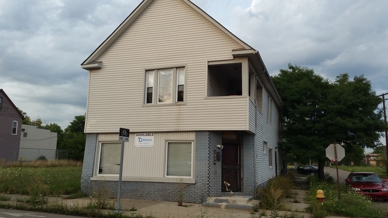 Building Photo - 4156 Saint Aubin St