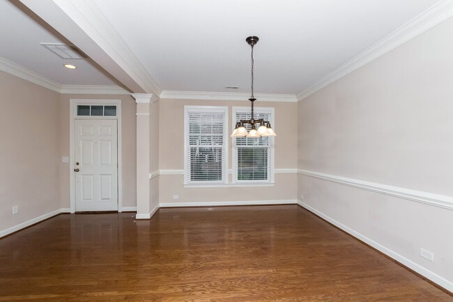 Building Photo - 8907 Arbor Creek Dr