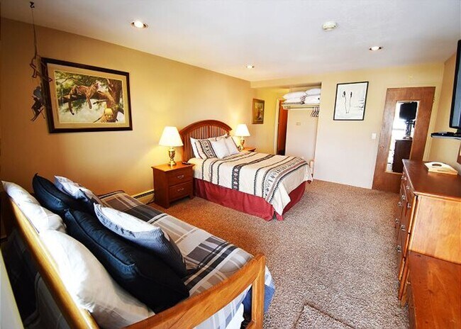 Foto del edificio - Winter Seasonal Rental- Lake Dillon Condos...