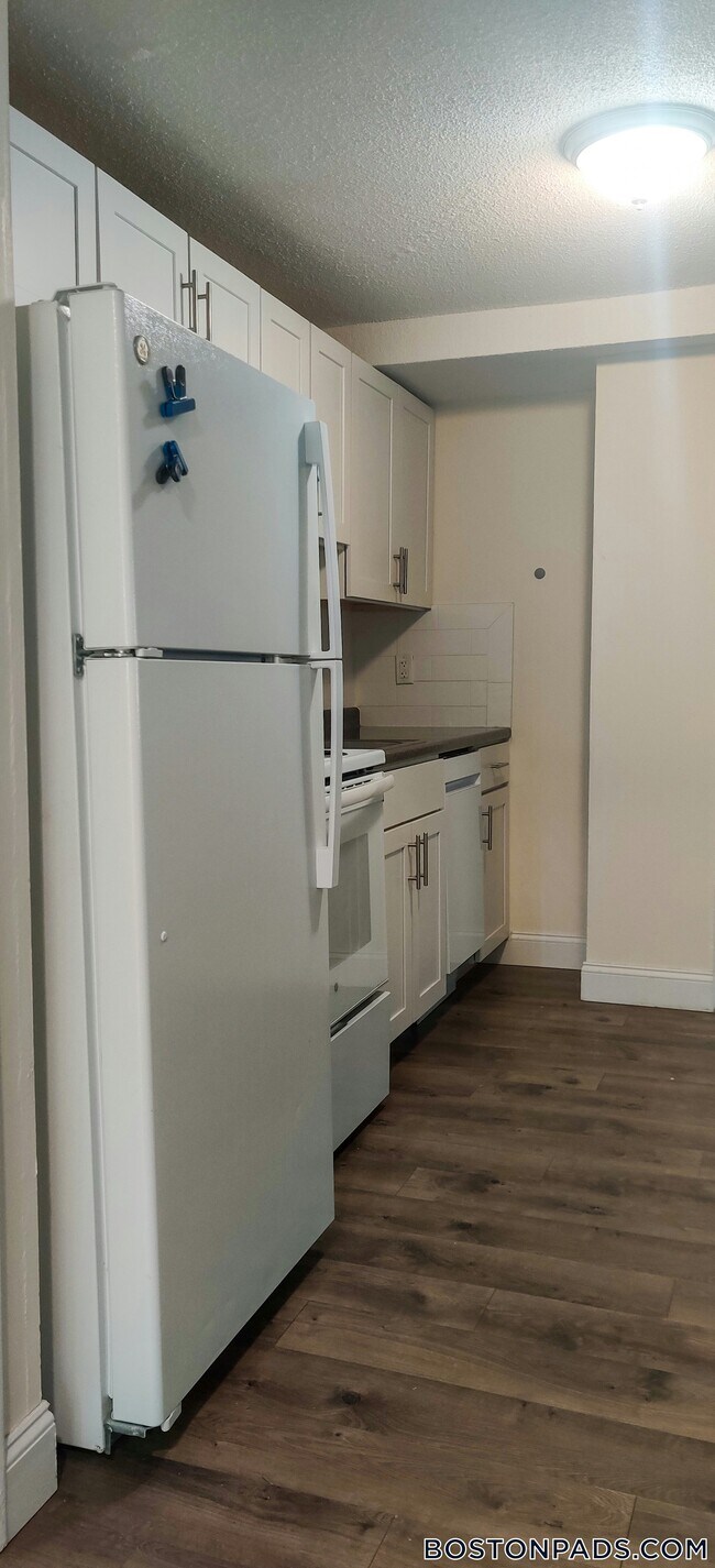 Foto del edificio - 122 Dustin St