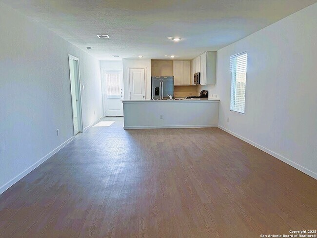 Foto del edificio - 267 Ottawa Way