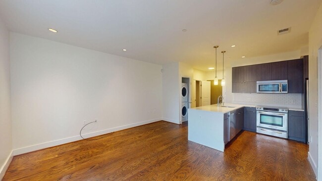 Foto del edificio - Georgia Avenue One Bedroom for Rent! Pets Welcomed!