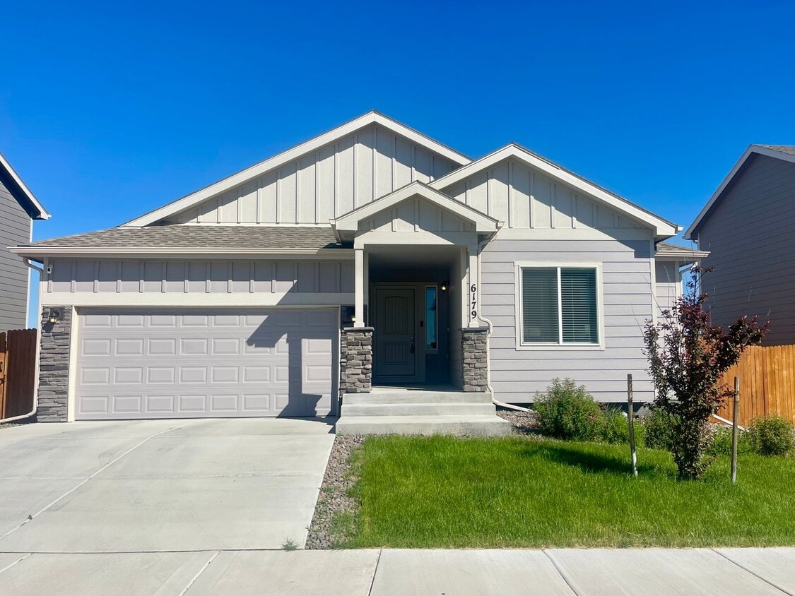 Primary Photo - 3 bedroom/2 bath in Lorson Ranch