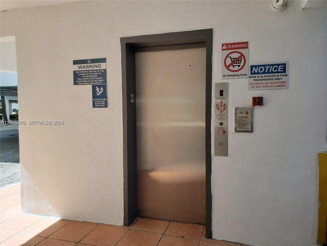 Foto del edificio - 4550 W 16th Ave