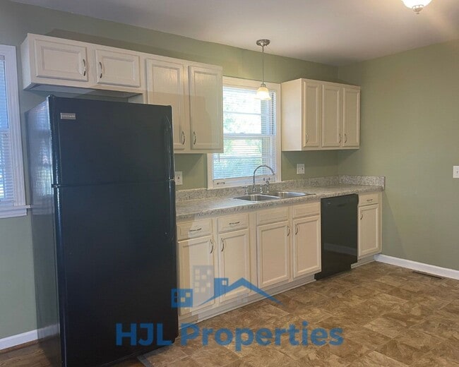 Photo - Beautiful Donelson Home!