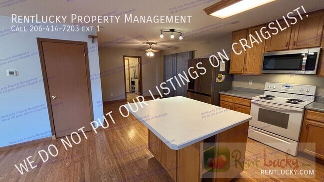 Foto del edificio - 9441 Country Hollow Dr E