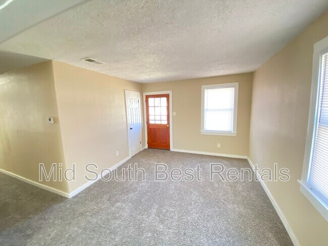 Building Photo - 2179 Hillside Ave