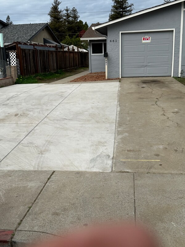 Foto del edificio - 661 Oldham Way