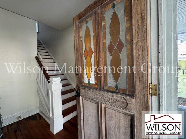 Foto del edificio - 516 E Anderson St