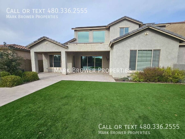 Building Photo - 3345 E Indigo St