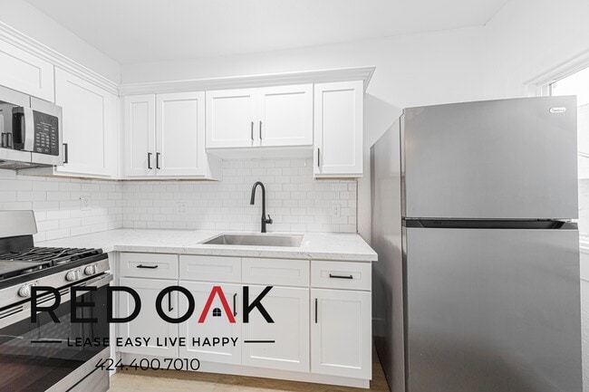 Foto del edificio - 816 S Park View St