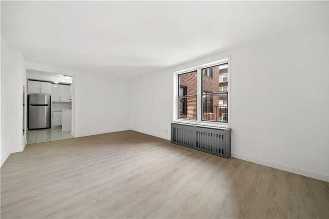 Building Photo - Luxury 1 Bedroom 1 Bathroom