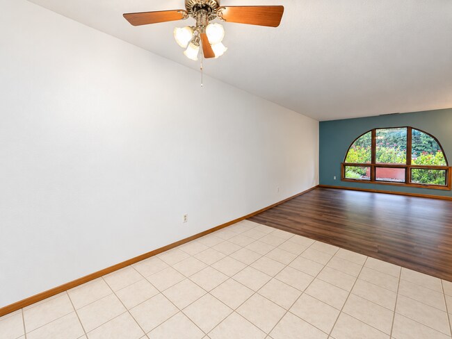 Foto del edificio - 407 S Thompson Ave