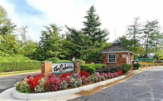 Building Photo - 7640 Tremayne Pl