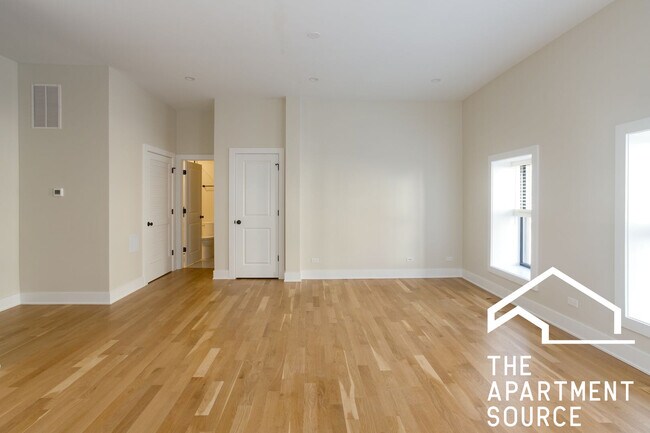 Foto del edificio - 1402 W Belden Ave