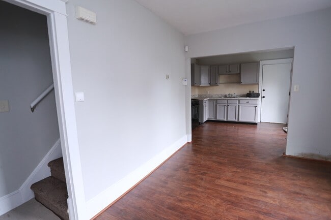 Foto del edificio - 402 N 8th St