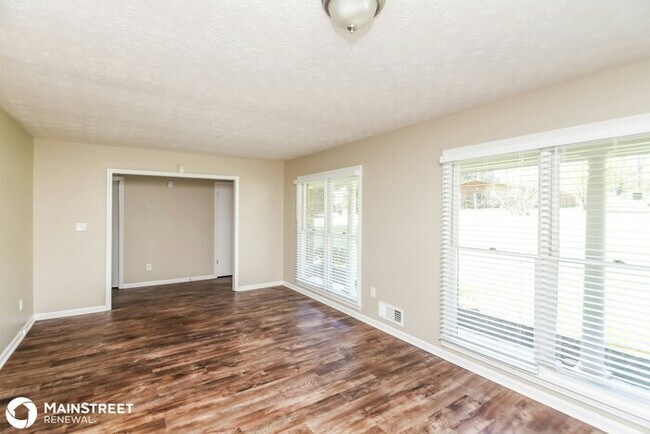 Building Photo - 2774 Whisper Ct