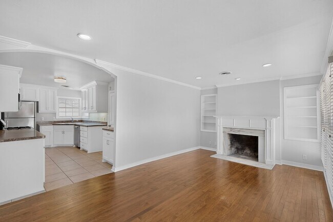 Building Photo - 4812 Wateka Dr