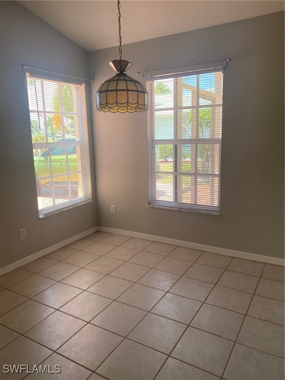 Building Photo - 3551 Gloxinia Dr