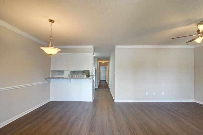 Building Photo - 128 Railroad Ridge Rd