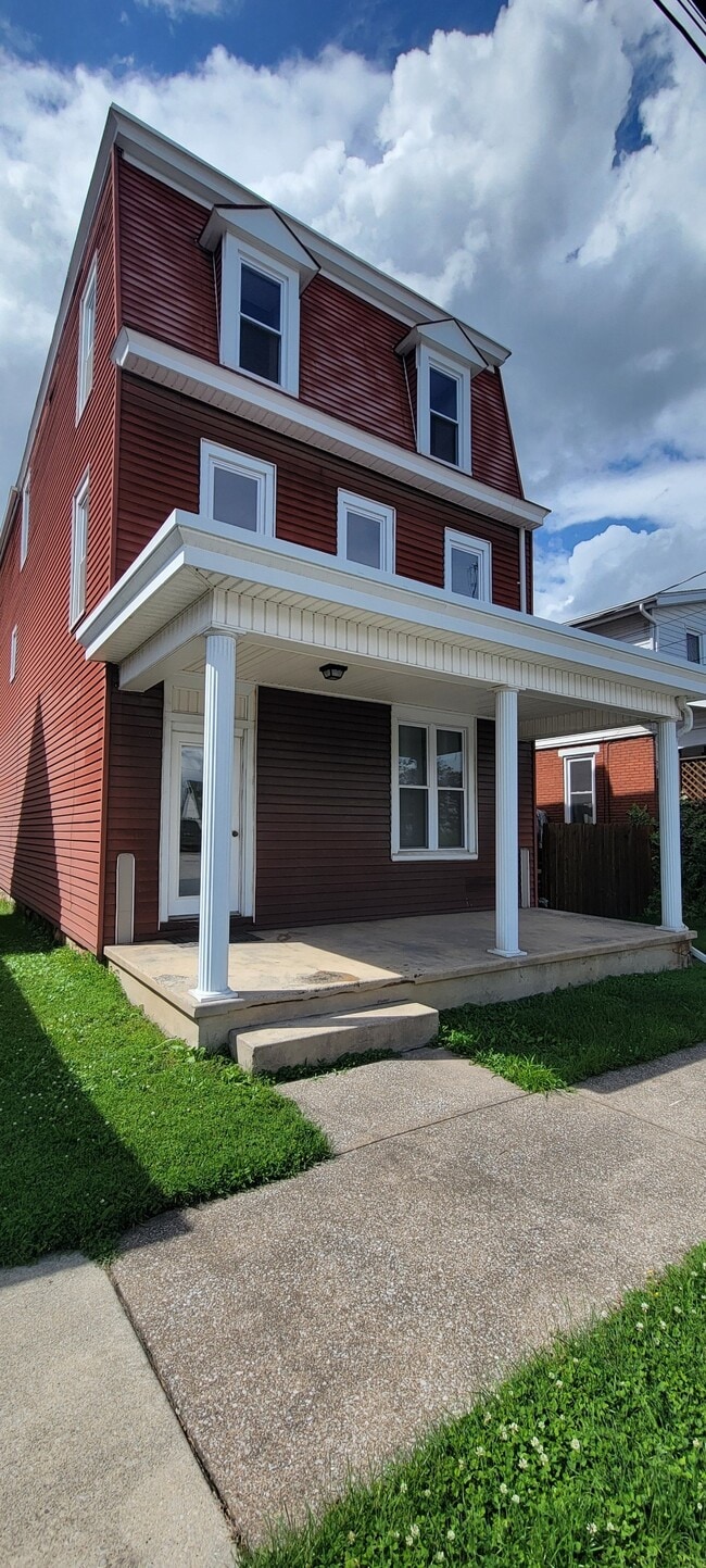 Welcome to Downtown New Cumberland! - 219 7th St