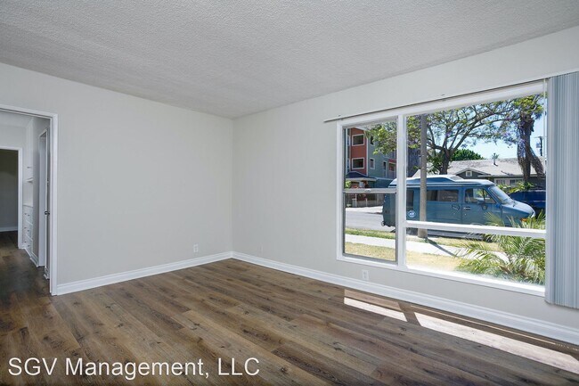 Foto del edificio - 1070 Stanley Ave