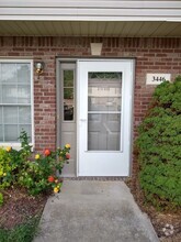 Building Photo - 3446 S Oaklawn Cir