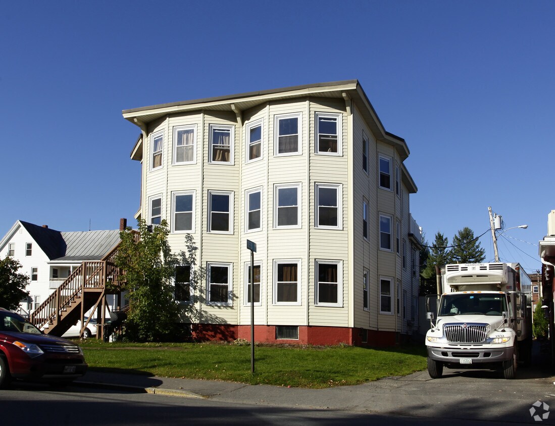 1 Leighton St, Waterville, ME 04901 Apartments in Waterville, ME