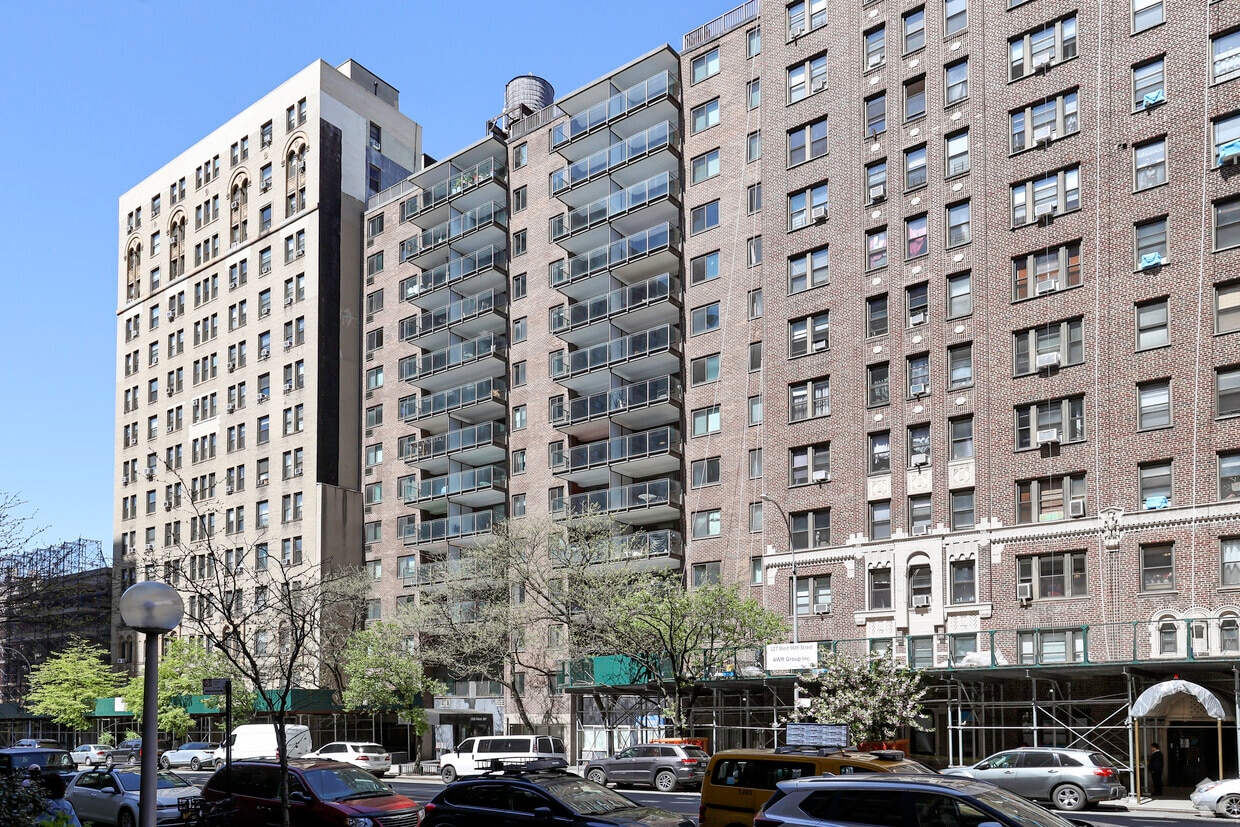Primary Photo - 135 W 96th St
