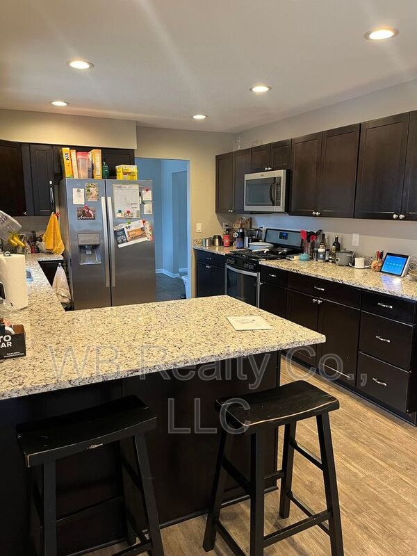 705 42nd St, West Des Moines, IA 50265 House for Rent in West Des
