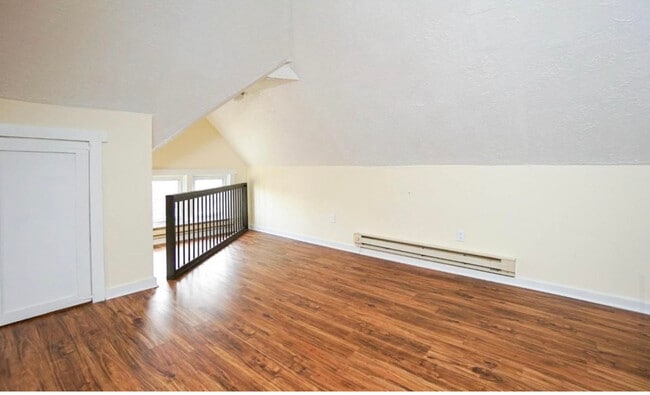 Foto del edificio - 107 Clinton Ave