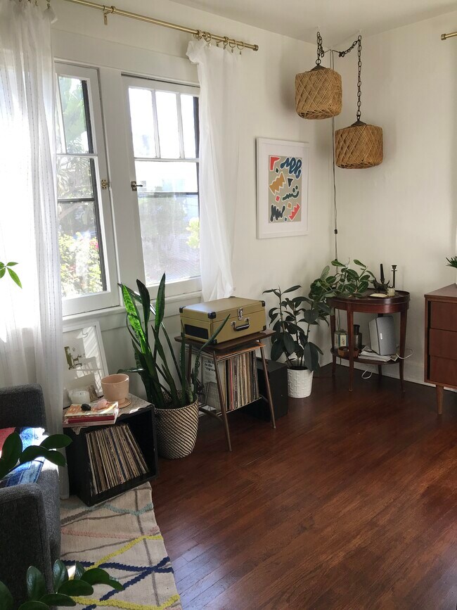 side office off living room - 1509 Portia St