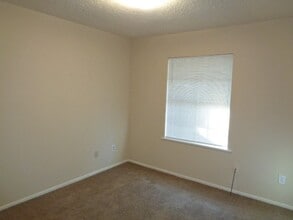 Building Photo - 1736 Hazelwood St