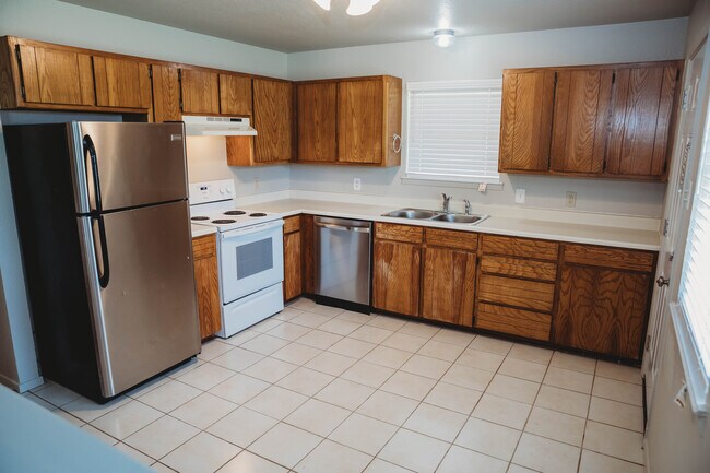 Foto del edificio - 505 W Bluebonnet Dr