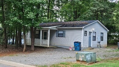 Building Photo - 8607 Newgrass Ln