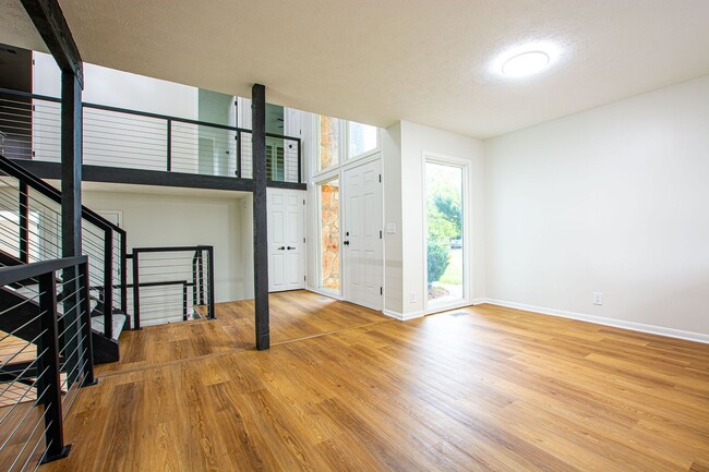 Foto del edificio - 722 S 153rd Cir